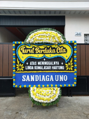 Papan Bunga Duka di Danau Seluluk